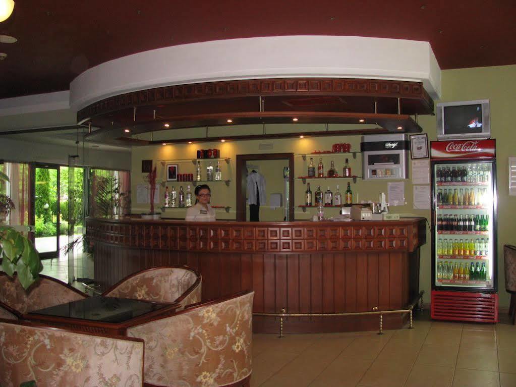 Terra Europe Brontes Hotel Targovishte  Exterior photo