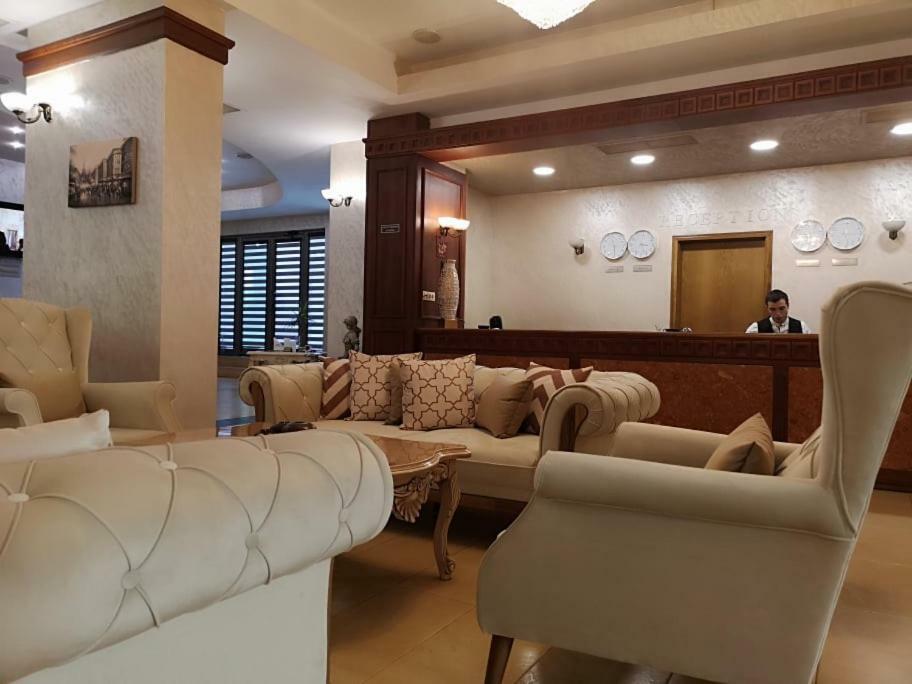 Terra Europe Brontes Hotel Targovishte  Exterior photo